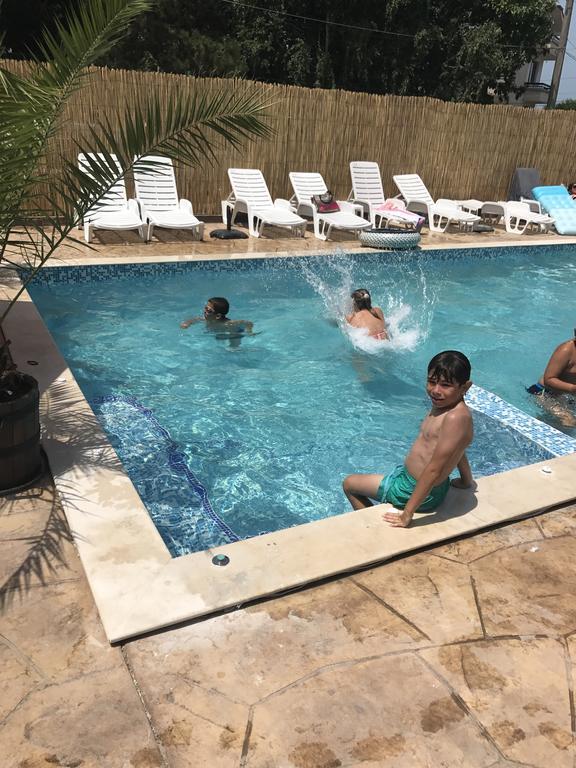 Hotel Chernomorets Ngoại thất bức ảnh